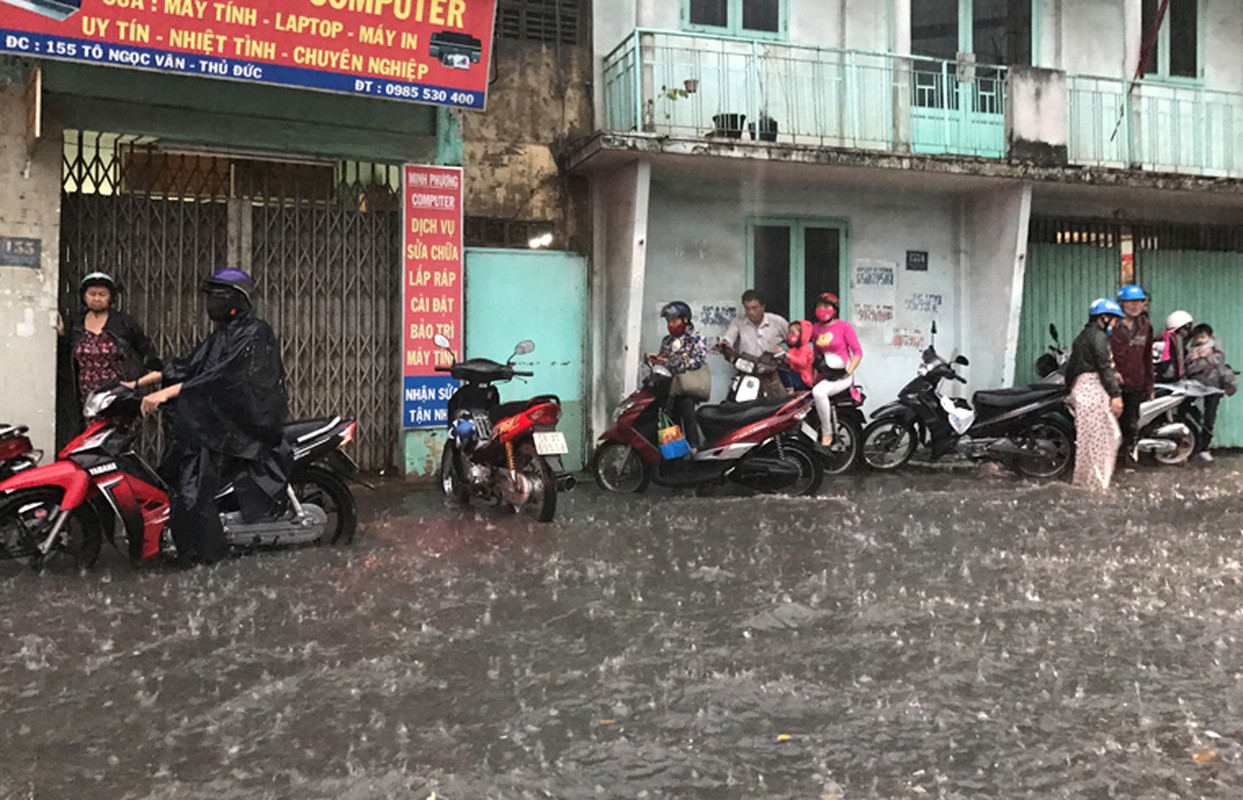 Anh: Sai Gon ngap nang sau nhieu ngay mua trai mua tam ta-Hinh-15